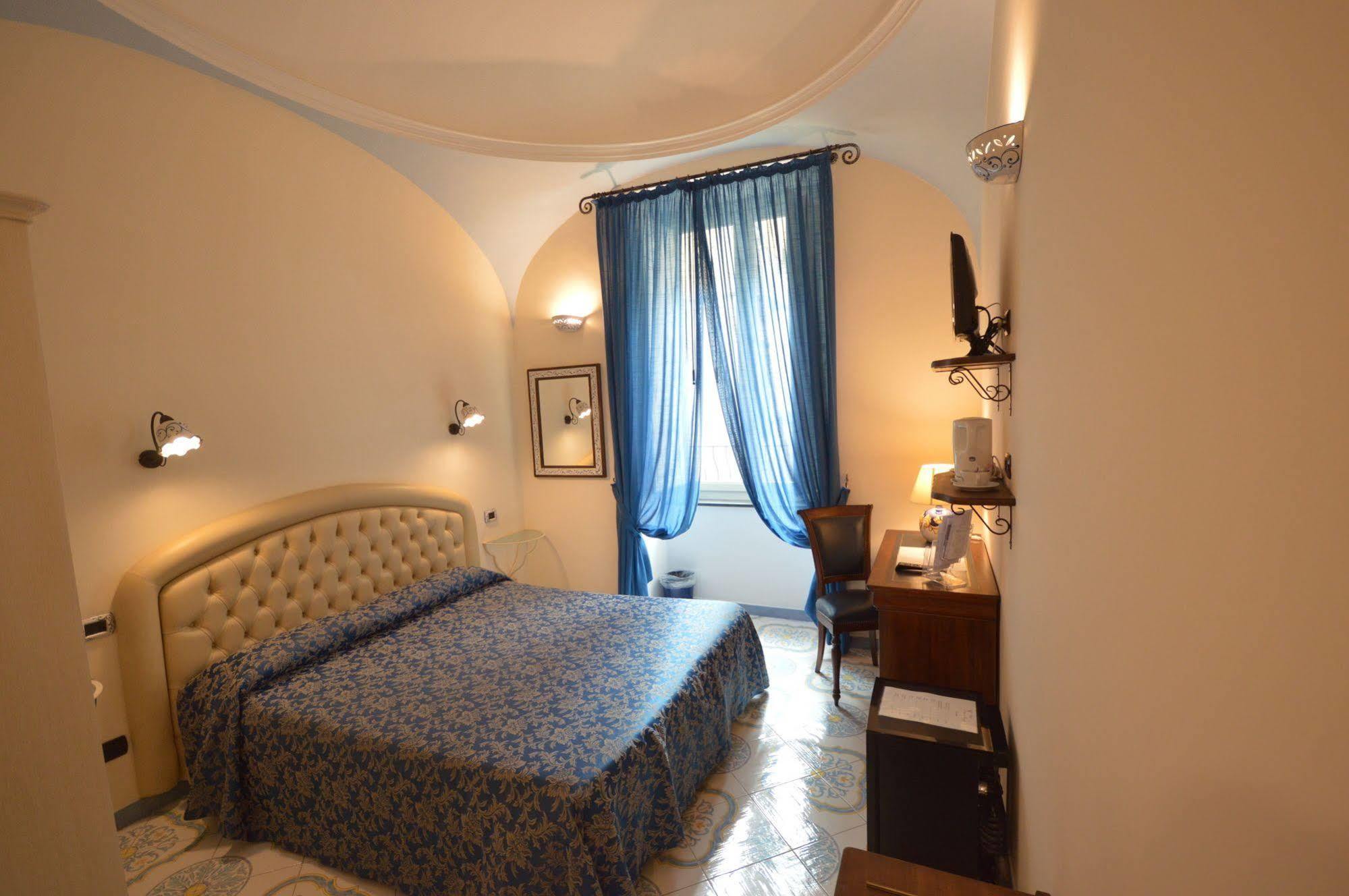 B&B Palazzo Pisani Amalfi Eksteriør billede