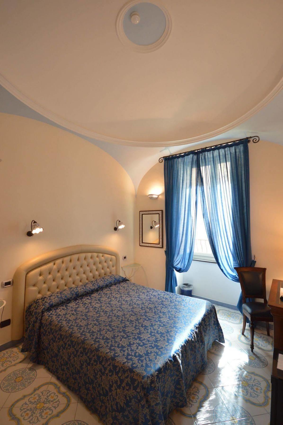 B&B Palazzo Pisani Amalfi Eksteriør billede