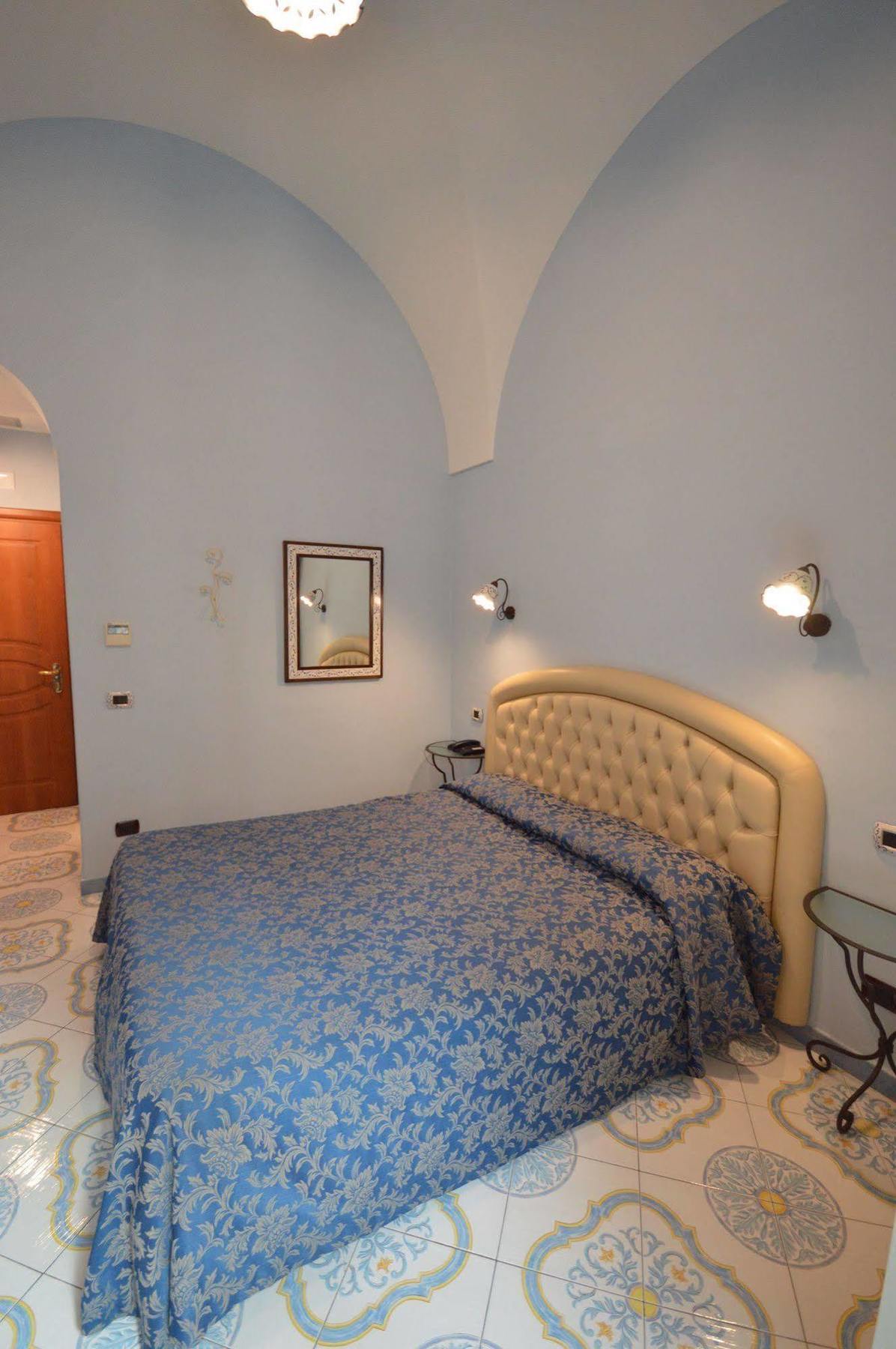 B&B Palazzo Pisani Amalfi Eksteriør billede
